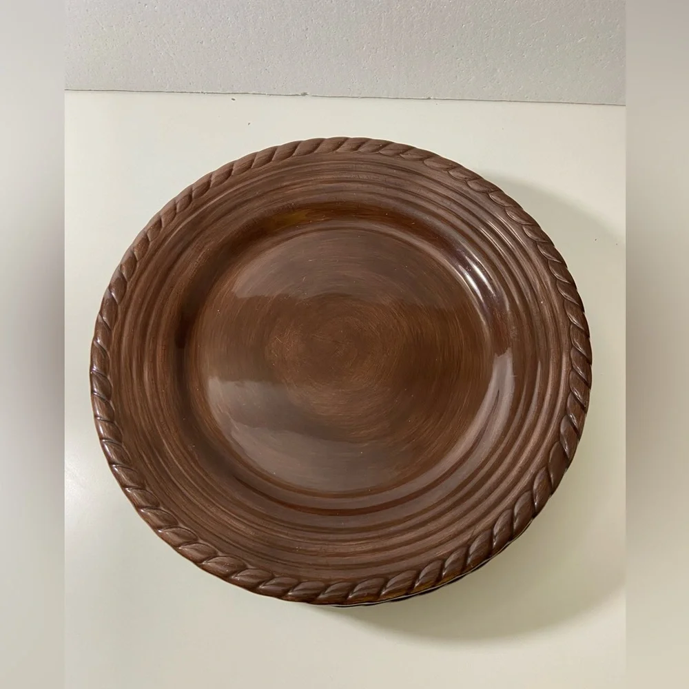 Lucca Z Gallerie 4 Dinner Plates Hand Painted Rope Rim Collection
